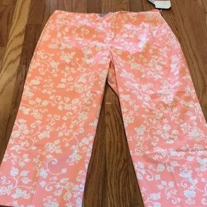 NWT~Cropped ~Peach~🌸🌺